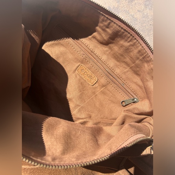 Ecote, Urban Outfitters Large Suede Bag, new condition, never been used. - Picture 2 of 2